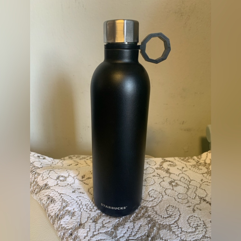 Starbucks Black Matte 20oz Water Bottle with Lid (Growler)